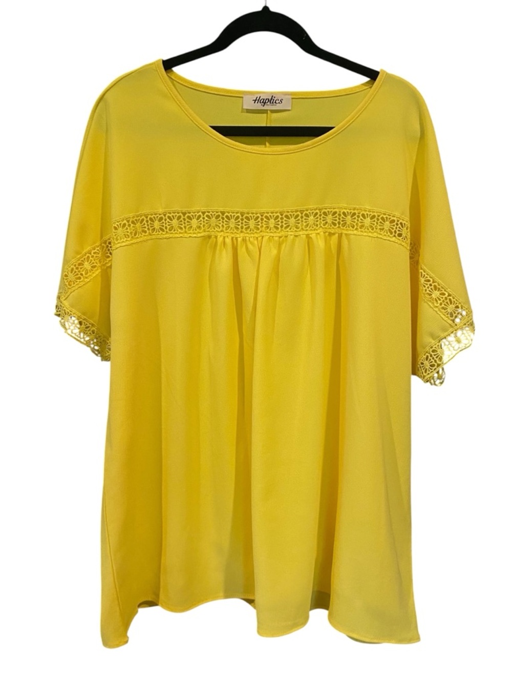 Haptics Yellow Short Sleeve Blouse Crochet Lace Detail Womens Plus Size 2X NWOT
